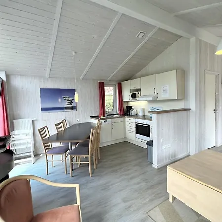 Strandhaus Freibeuterweg 18 בית נופש ליבק