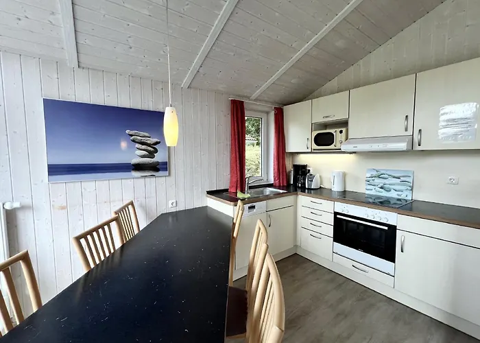 Strandhaus Freibeuterweg 18 Semesterbostad Lübeck