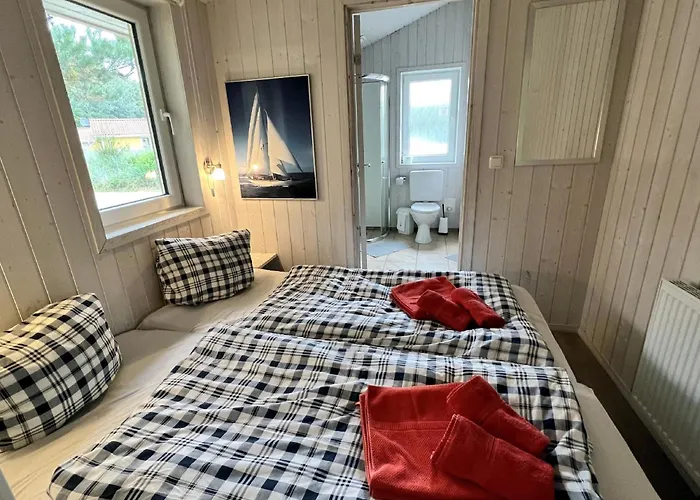 Strandhaus Freibeuterweg 18 Semesterbostad *